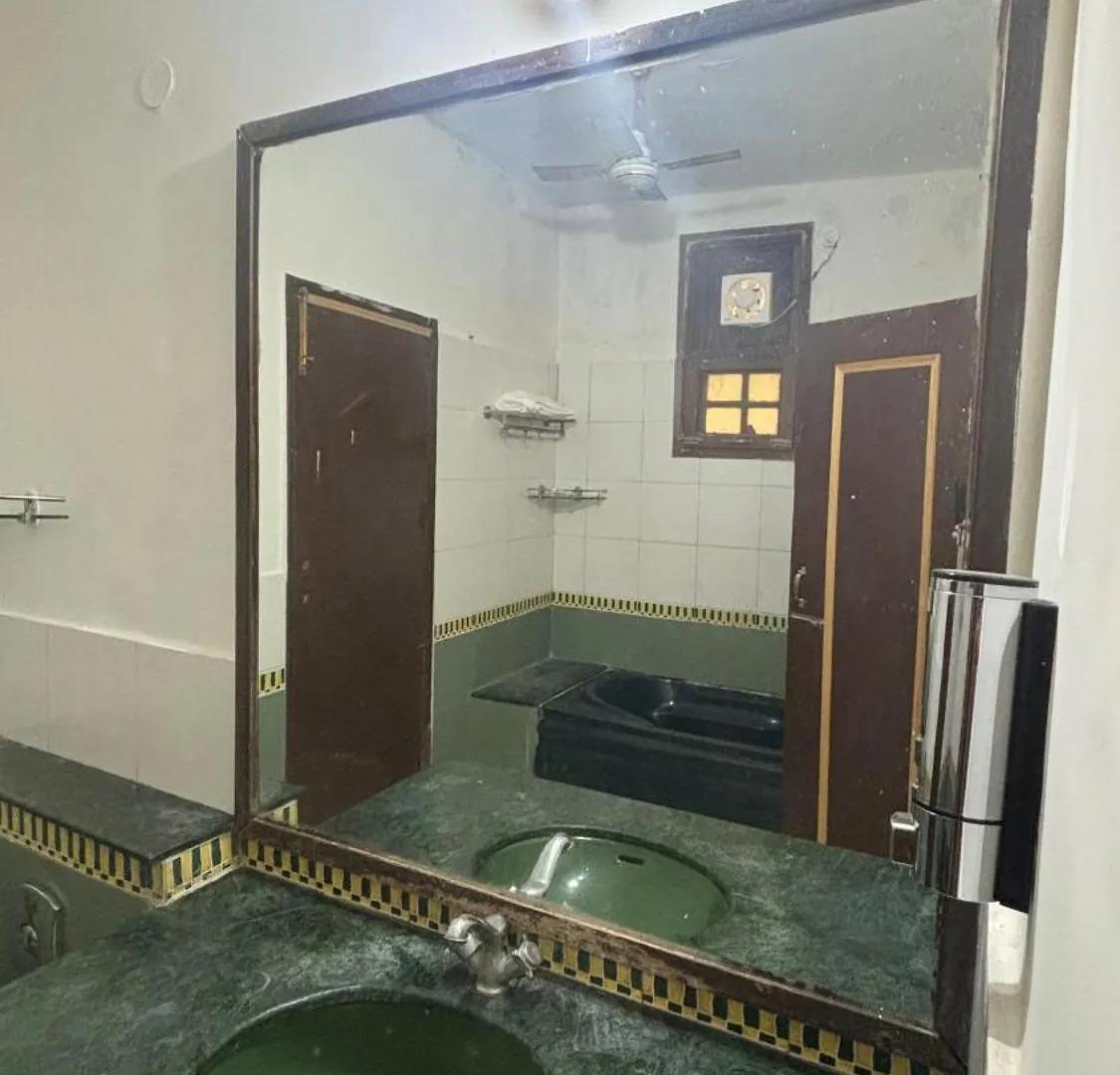 The Nest Cyberhub Hotel Gurgaon Guest house